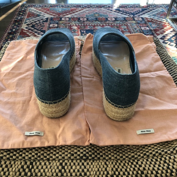 Miu Miu Denim platform wedges, size 38.5. - Picture 4 of 5